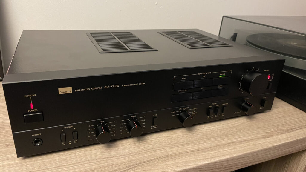 Sansui integrated amplifier AU-G33X